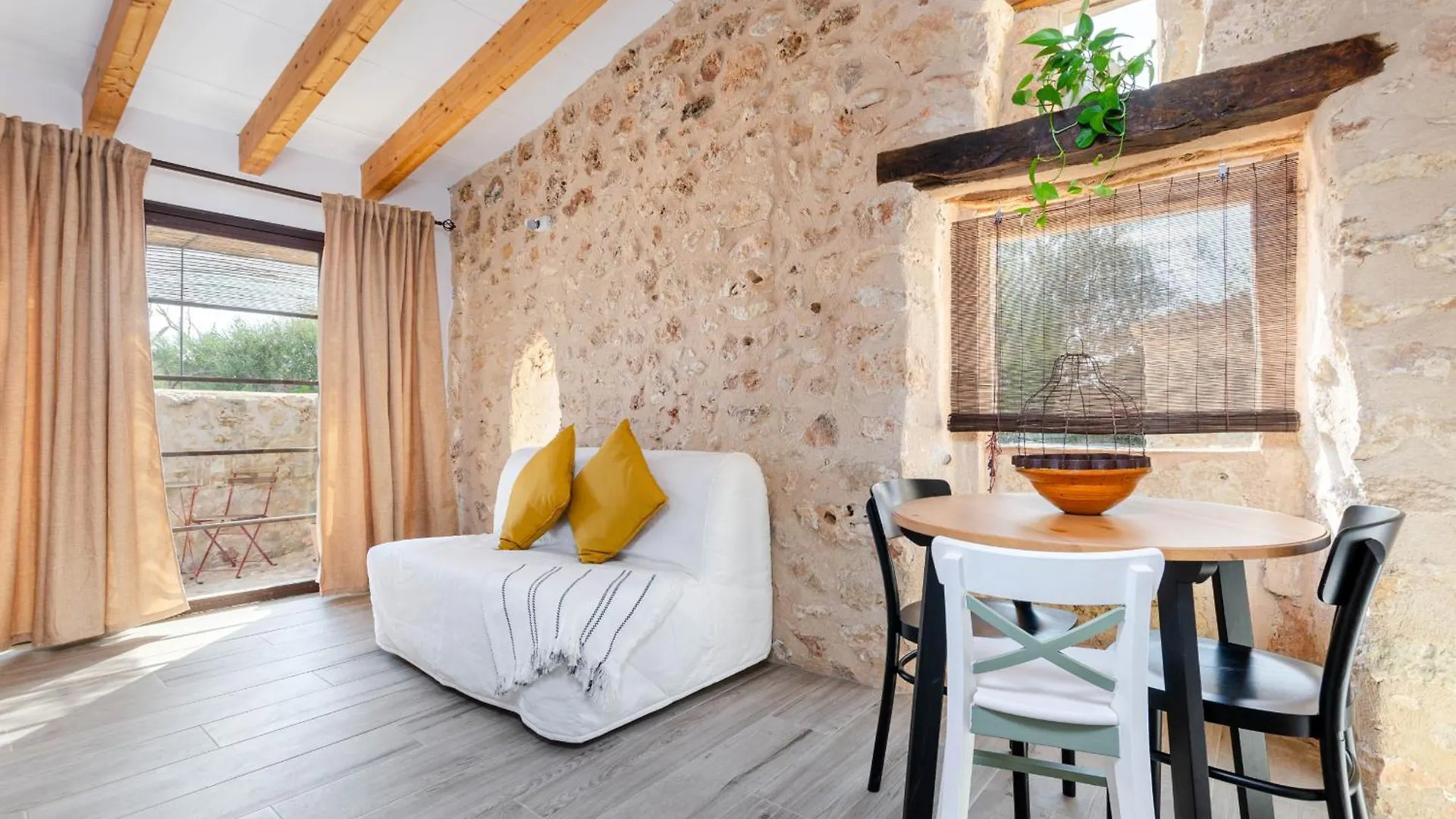 Cal Tio 1 Agroturismo Yourhouse 코스티츠 팜스테이